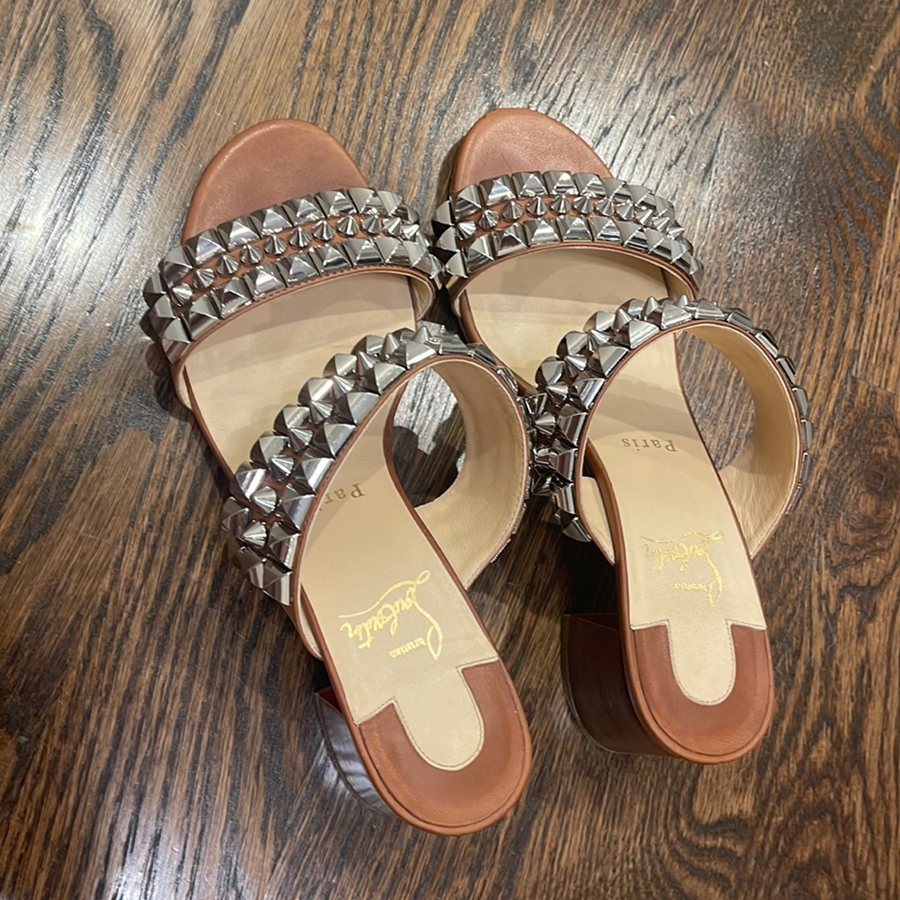 Louboutin sandals size 38.5